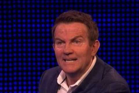The Chase’s Bradley Walsh leaves Jenny Ryan blushing with X-Rated quip