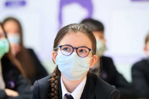 Masks face returning to schools this winter to tackle Covid surge – but class bubbles won’t return, ..