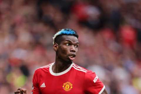 Paul Pogba ‘makes Man Utd U-turn and wants to STAY and sign new £400,000-a-week deal instead of..