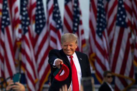 Trump May Run in 2024. So Might They. It’s Getting Awkward.