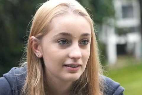 Anti-vax yobs accuse mum of using wheelchair user daughter, 15, as a ‘lab rat’ in angry protest at..