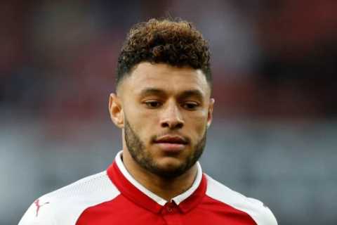 Arsenal plot shock transfer swoop for former star Alex Oxlade-Chamberlain after slipping down..