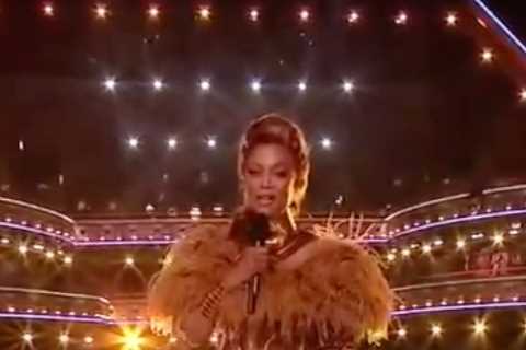 Dancing With the Stars’ Tyra Banks slammed by fans AGAIN for ‘tragic’ outfits as fans accuse host..