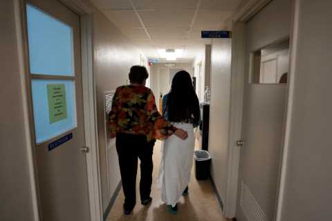 Appeals Court Lets Texas Continue to Enforce Near-Total Abortion Ban