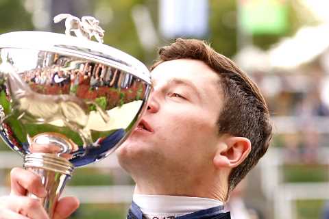 Oisin Murphy promises to ‘do better’ after drunken fracas as he’s crowned champion Flat jockey for..