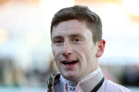 Oisin Murphy sulked like a teenager as he won third jockeys championship on the spin at Champions..