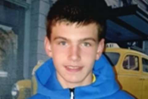 Boy, 14, named after teen found ‘stabbed’ to death at Glasgow train station as cops launch murder..
