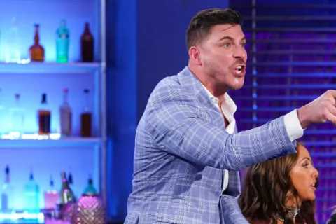 Vanderpump Rules’ Lala Kent &amp; Randall Emmett appear to SPLIT after fans ‘spot him sneaking into ..