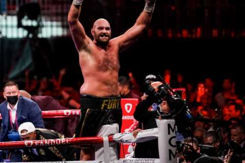 Tyson Fury to return before April and then eye undisputed title fight with Anthony Joshua or..
