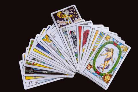 What does the Queen of Swords Tarot card mean?