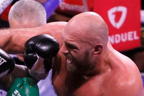 Anthony Joshua should use Tyson Fury’s tactics against Deontay Wilder to beat Usyk in rematch,..