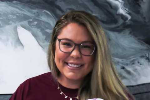 Teen Mom fans slam ‘desperate’ Kailyn Lowry for ‘always hinting she’s pregnant’ as she posts..