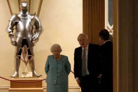 Boris Johnson sends ‘best wishes’ to Queen as she is ‘back at her desk’ after spending night in..