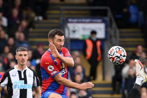 Crystal Palace 1 Newcastle 1: Wilson rescues Toon with stunning overhead kick before Benteke denied ..