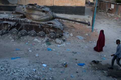 A C.I.A. Fighter, a Somali Bomb Maker, and a Faltering Shadow War