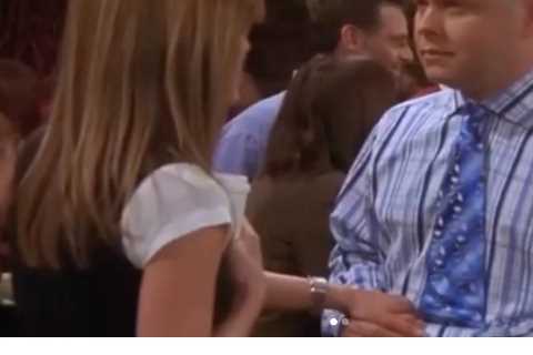 Jennifer Aniston &amp; Courteney Cox pay tribute to Gunther actor James Michael Tyler after his..