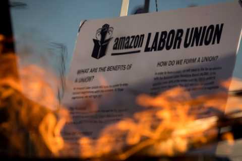 Amazon workers in Staten Island file to hold a union election.