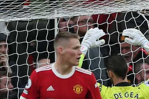 ‘We are conceding s*** goals’ – David De Gea slams Man Utd’s defending and says they are ‘playing..
