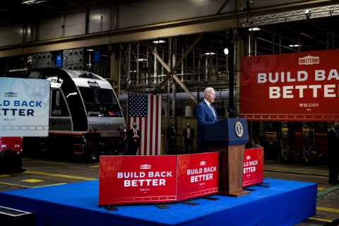 Biden and Democrats Push for Budget Deal This Week as Rifts Remain