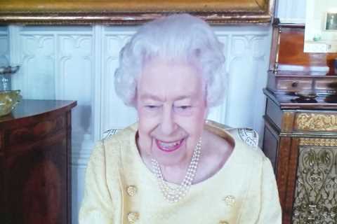 Queen dramatically pulls out of COP26 climate summit after being told to rest by doctors after..