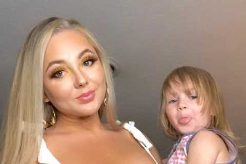 Teen Mom Jade Cline almost slips out of dress in new photos with daughter Kloie, 4, after Brazilian ..