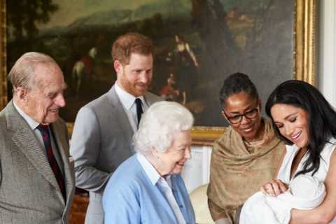 Prince Harry wants to visit UK for Christmas so Queen can finally meet Lilibet after baby named..
