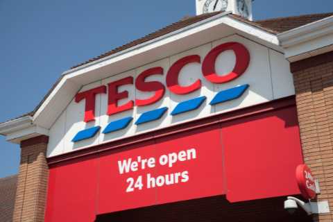 What time does Tesco open today? Opening hours and delivery advice