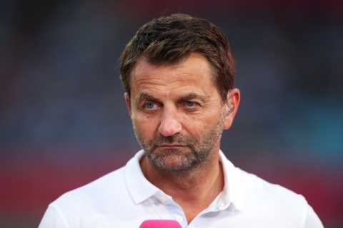 Man Utd are ‘weak from top to bottom’ and ‘undercooked’ says Tim Sherwood ahead of crucial..