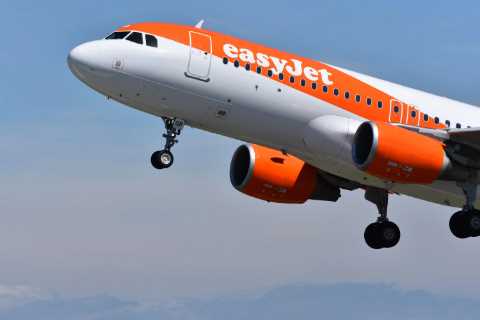 Airlines could start charging customers for rearranging or cancelling flights from 2022