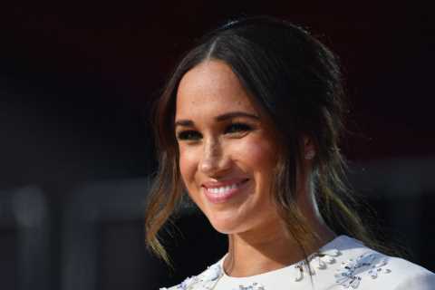 Meghan Markle ‘donates £18 to buy charity workers a coffee’ to ‘keep them going’ in fight for paid..