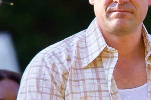 Stranger Things star David Harbour sports comb-over for new Netflix role