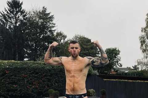 Strictly’s Adam Peaty shows off his incredible physique in small swim trunks as he survives dance..