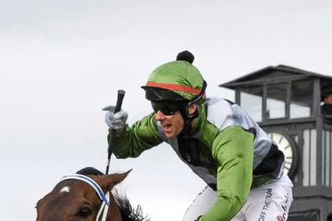 Bookies braced for £27.5MILLION Melbourne Cup mauling – around £140,000 a second – if huge fav..