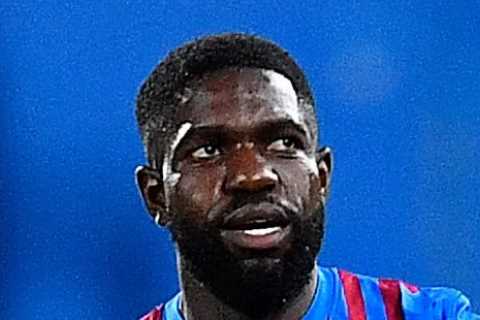 Barcelona set to beg Samuel Umtiti to quit in January after ‘receiving Premier League transfer..