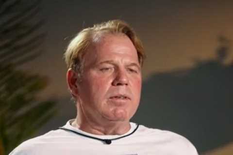 Meghan Markle’s dad doesn’t think Harry could even protect the chickens in their garden, her..
