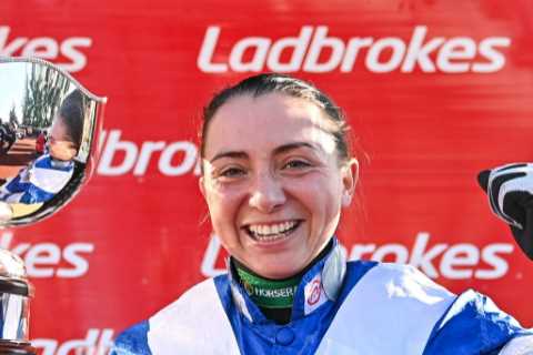 Bryony Frost and Robbie Dunne set to race against each other for first time since bullying claims..