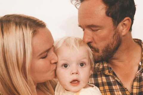 Ex EastEnders star Melissa Suffield overjoyed as she reunites with fiance after spending FIVE..