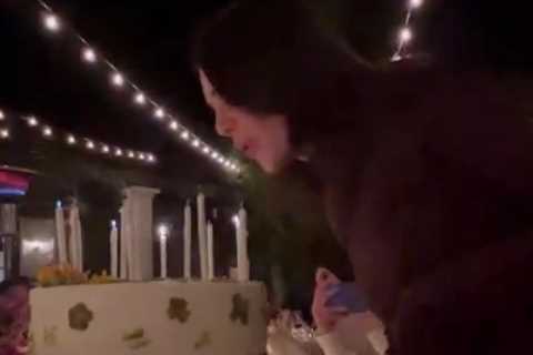 Inside Kendall Jenner’s intimate 26th birthday party with vanilla cake &amp; guests Kourtney..