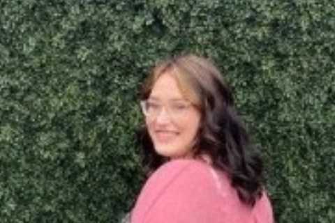 Mama June’s daughter Lauryn ‘Pumpkin’ Efird, 21, shows off her curves three months after welcoming..