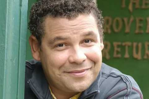 Coronation Street’s Craig Charles admits ‘the pay isn’t amazing’ on soaps after Sarah Jayne Dunn..
