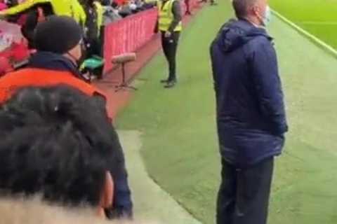 Watch fuming Man Utd No1 David de Gea PUNCH tunnel as he storms to dressing room after defensive..