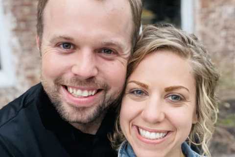 John &amp; Abbie Duggar fans suspect stars are expecting second child after they drop pregnancy..