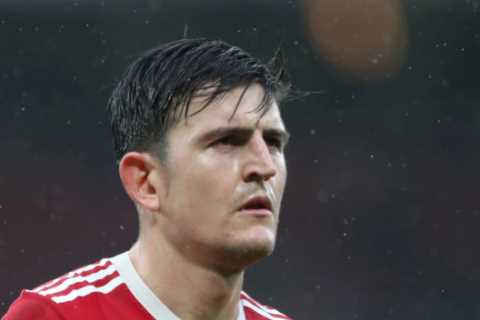 ‘Not a good fit from day one’ – Harry Maguire should be STRIPPED of Man Utd captaincy over form,..