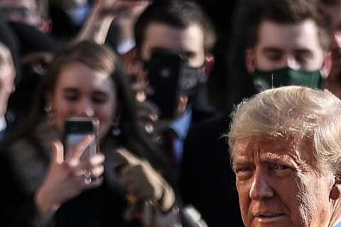 Judge Rejects Trump’s Bid to Keep Papers Secret in Jan. 6 Inquiry