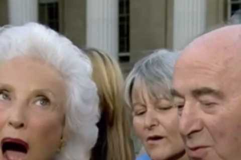 Antiques Roadshow guest lost for words as portrait collection gets HUGE six-figure valuation