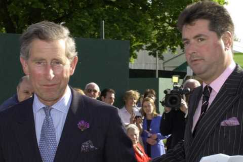 Prince Charles’ top aide sensationally QUITS over ‘cash for honours’ probe