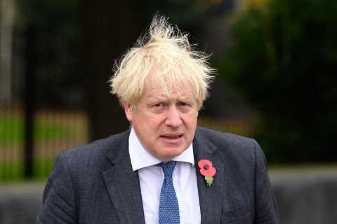 Boris Johnson calls for probe on MPs claiming rent on expenses while letting out property