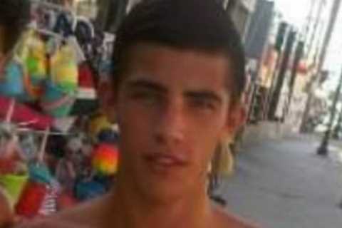 Love Island star unrecognisable in throwback to when he was 19 – but can you tell who it is?