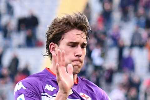 Tottenham to rival Arsenal in £65m transfer swoop for Dusan Vlahovic with Antonio Conte desperate..