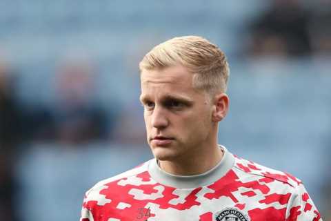 Newcastle to launch van de Beek transfer in January after missing out on Man Utd flop when takeover ..